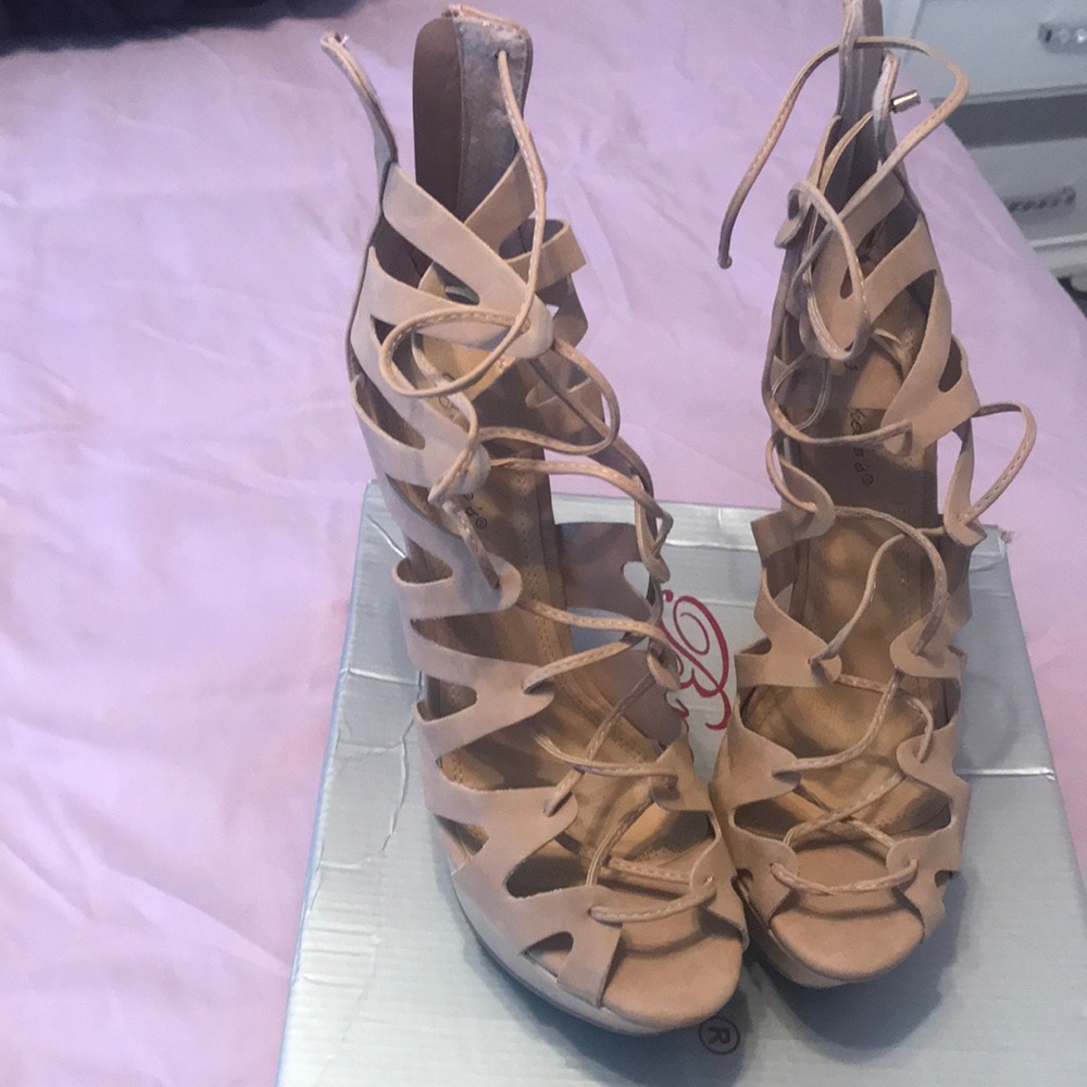 Tan wedges
